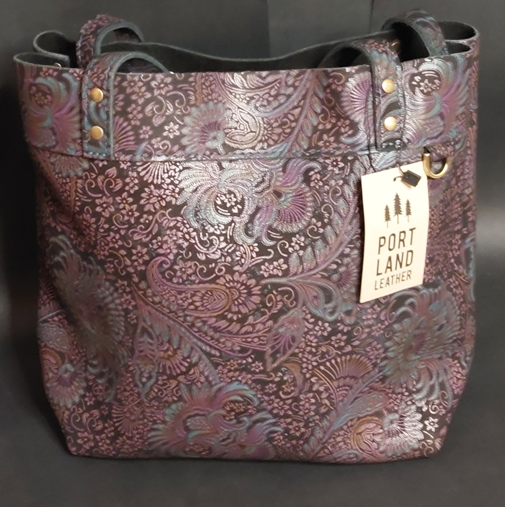 Masquerade Portland Leather (PLG) Masquerade Montana (AP)